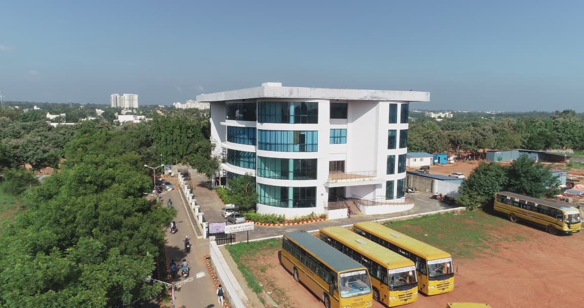 NITTE School of Fashion Technology and Interior Design Bangalore Academic Building photo 8